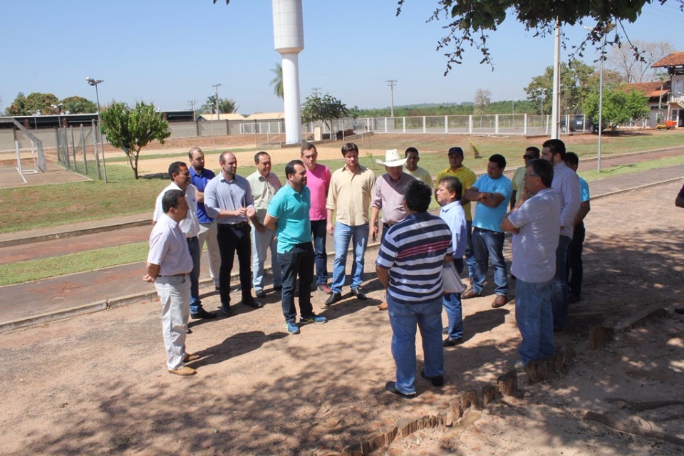 Prefeito e vereadores vistoriam Balneário de Três Lagoas