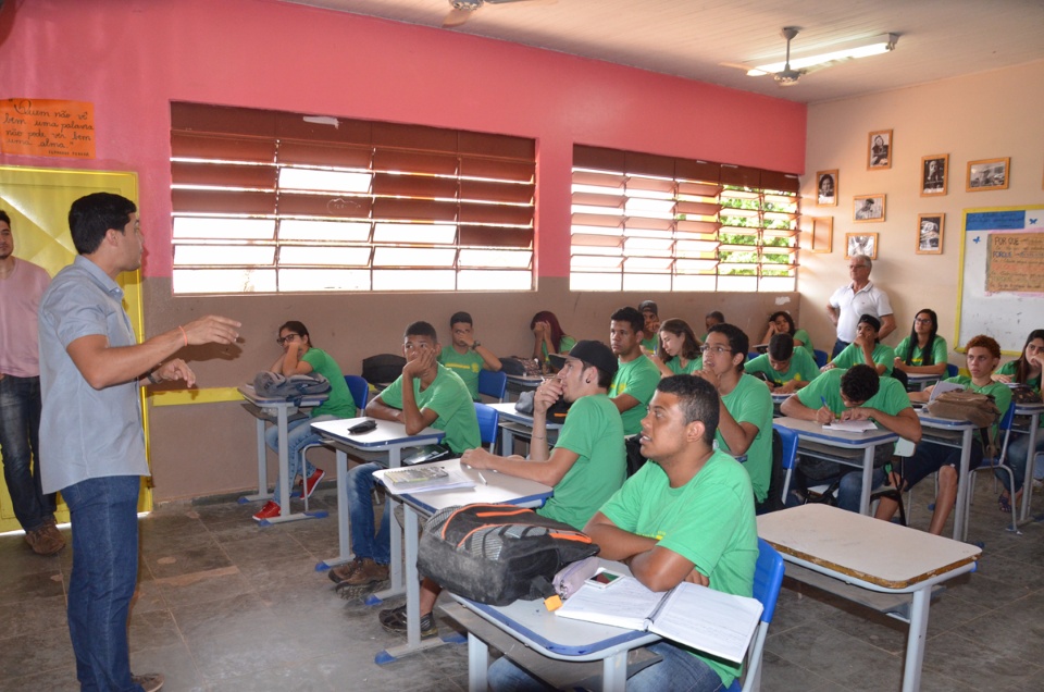 SEJUVEL inicia campanha de divulgação do Conselho de Juventude nas escolas