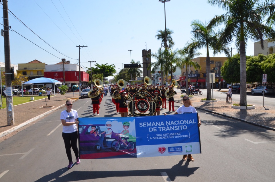 Semana Nacional de Trânsito de Três Lagoas é encerrada com passeata no centro da Cidade