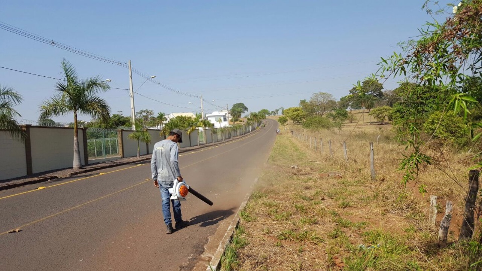 Parquinhos e acesso aos quiosques do Balneário recebem reformas