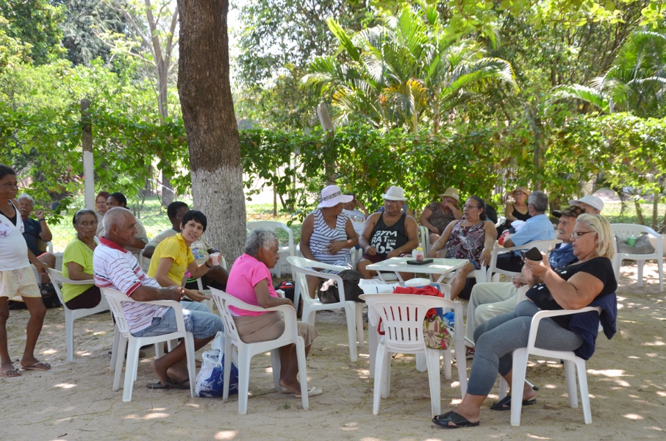 Melhor Idade ganha dia de lazer no Balneário Municipal em comemoração ao Dia do Idoso