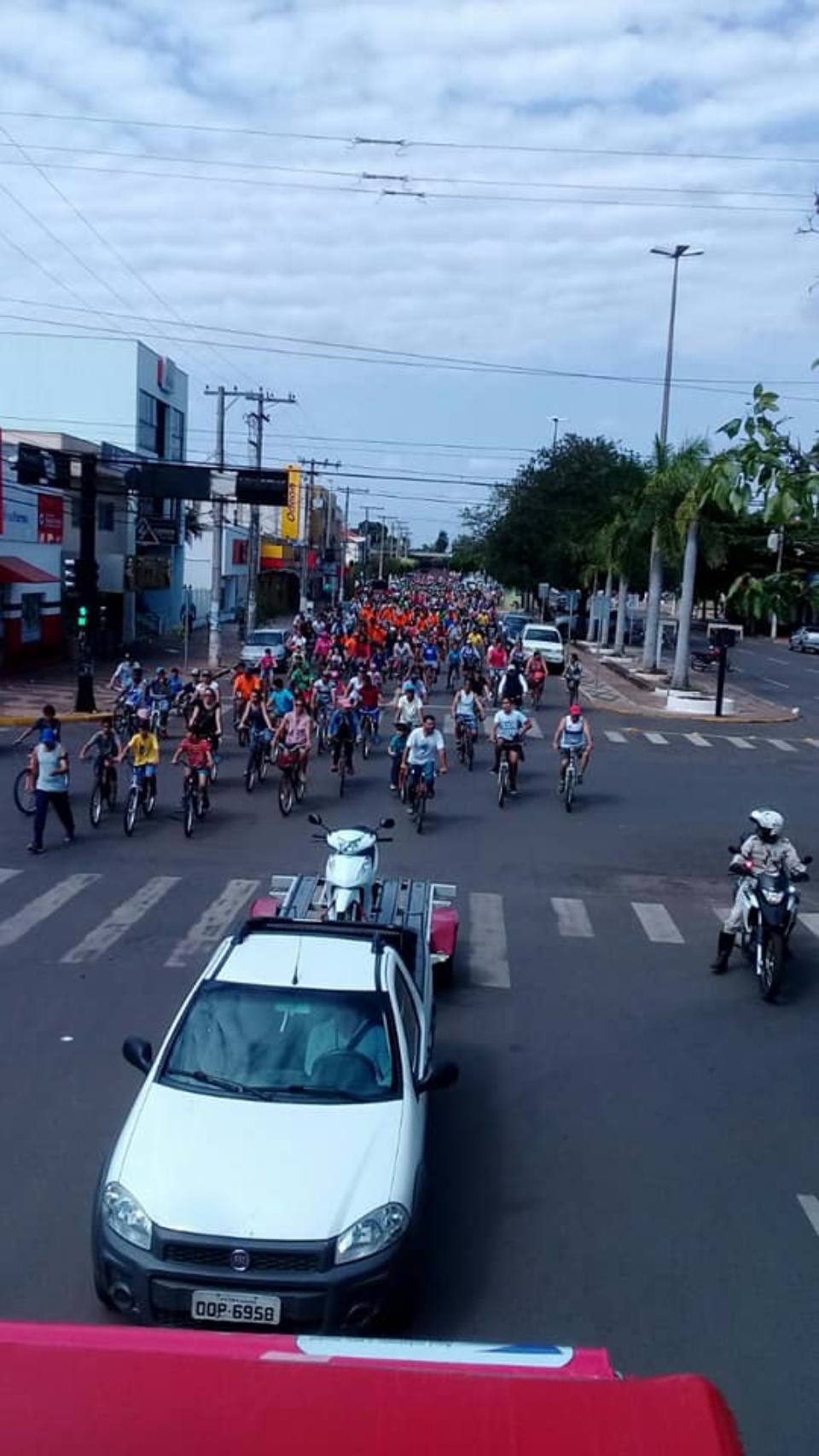 Passeio ciclístico da Três Lagoas FM, atrai mais de mil participantes