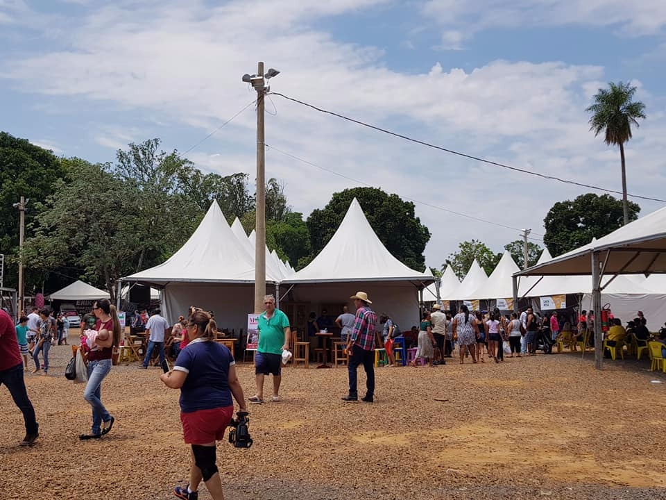 Líquida Mix atrai mais de 8 mil pessoas na manhã deste domingo