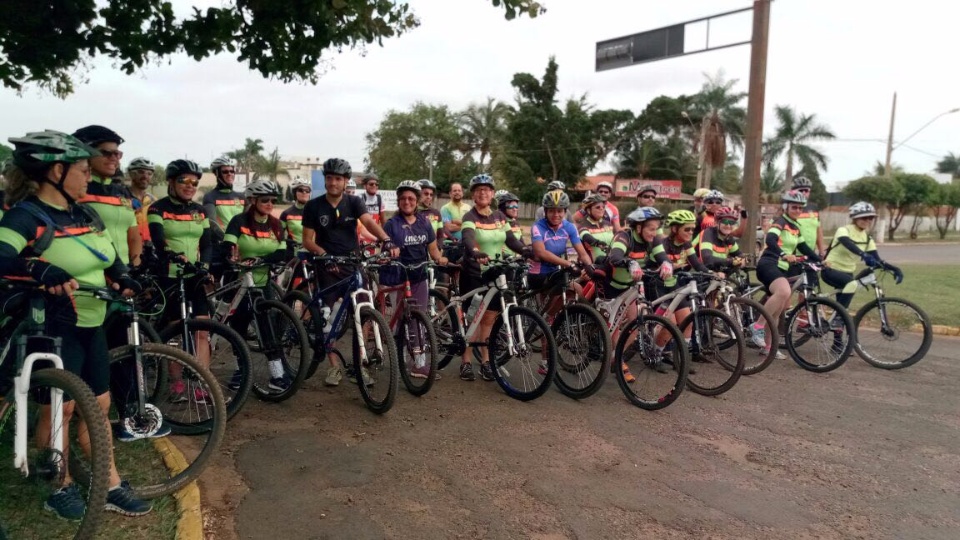 Morto em agosto, ciclista recebe homenagem de amigos na BR 158