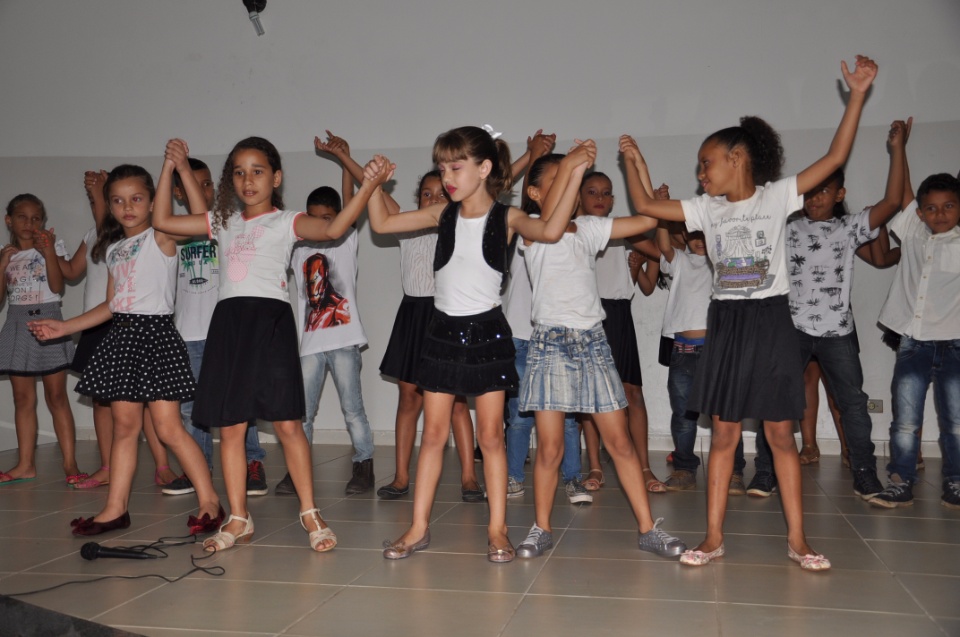 Socialização do Projeto Identidade da Escola Ramez Tebet aborda sobre bullying e diferenças raciais e sociais