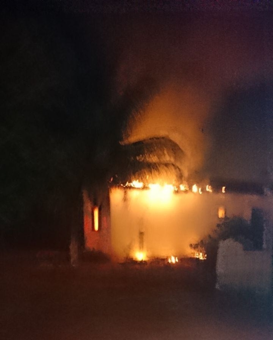 Por não concordar com separação, homem põe fogo na própria casa