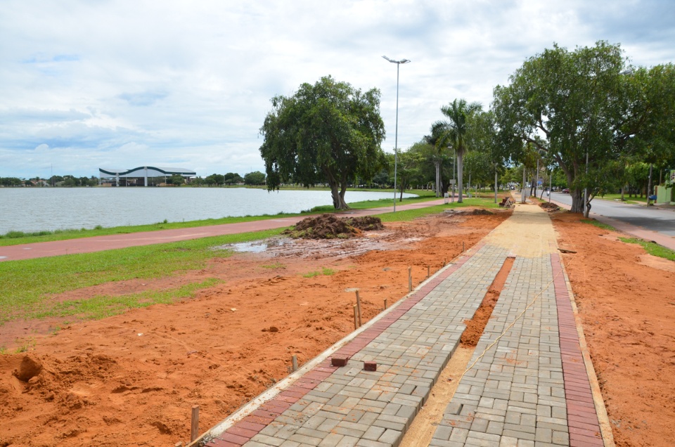 Próximo de conclusão, calçamento da Lagoa Maior garante ocupação à reeducandos