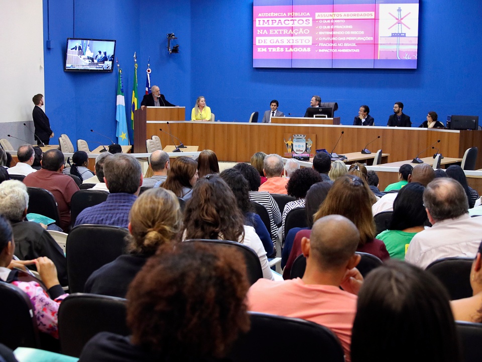 Três Lagoas pede proibição da extração de gás de xisto na região Três Lagoas pede proibição da extração de gás de xisto na região
