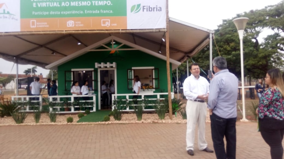 Fibria abre sua Casa com demonstração prática da aplicação de celulose Fibria abre sua Casa com demonstração prática da aplicação de celulose
