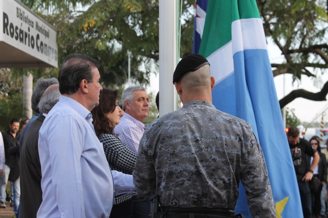 Senadores de MS participam de evento cívico no aniversário de Três Lagoas