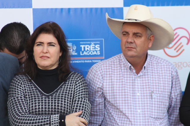 Senadores de MS participam de evento cívico no aniversário de Três Lagoas