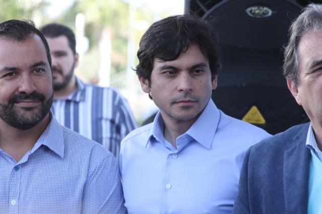 Senadores de MS participam de evento cívico no aniversário de Três Lagoas
