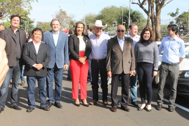 Senadores de MS participam de evento cívico no aniversário de Três Lagoas