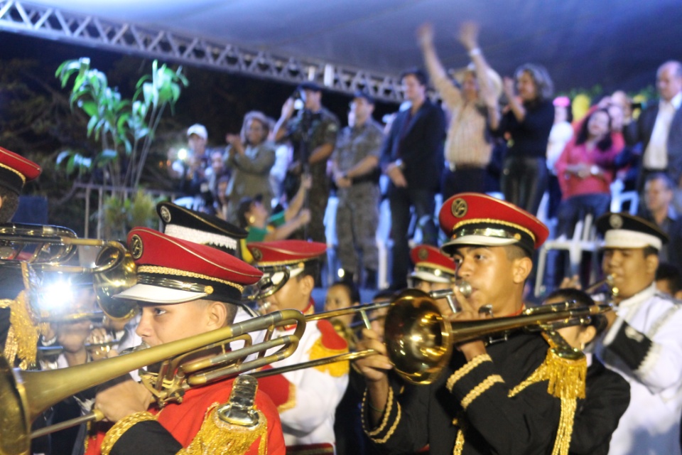 Cidadania e Solidariedade marcam desfile de aniversário de Três Lagoas Cidadania e Solidariedade marcam desfile de aniversário de Três Lagoas