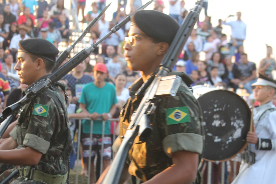 Cidadania e Solidariedade marcam desfile de aniversário de Três Lagoas Cidadania e Solidariedade marcam desfile de aniversário de Três Lagoas