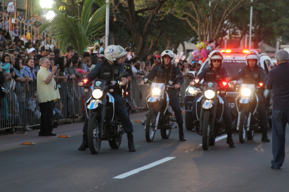 Cidadania e Solidariedade marcam desfile de aniversário de Três Lagoas Cidadania e Solidariedade marcam desfile de aniversário de Três Lagoas