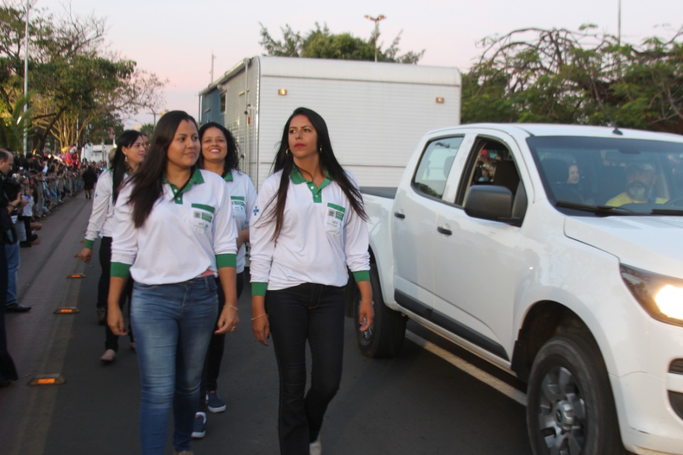 Cidadania e Solidariedade marcam desfile de aniversário de Três Lagoas Cidadania e Solidariedade marcam desfile de aniversário de Três Lagoas