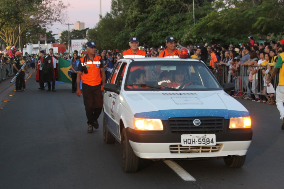 Cidadania e Solidariedade marcam desfile de aniversário de Três Lagoas Cidadania e Solidariedade marcam desfile de aniversário de Três Lagoas