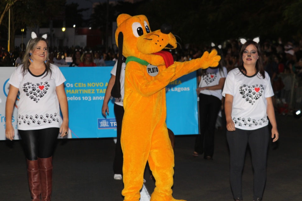Cidadania e Solidariedade marcam desfile de aniversário de Três Lagoas Cidadania e Solidariedade marcam desfile de aniversário de Três Lagoas