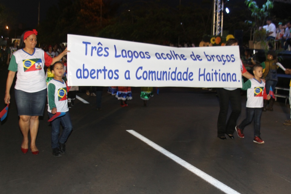 Cidadania e Solidariedade marcam desfile de aniversário de Três Lagoas Cidadania e Solidariedade marcam desfile de aniversário de Três Lagoas
