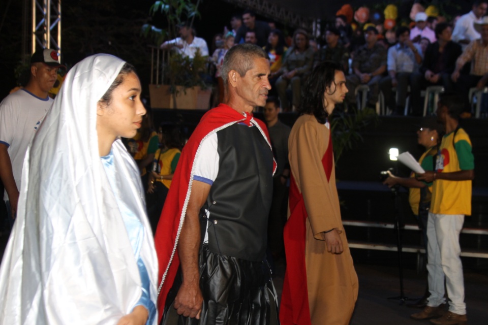Cidadania e Solidariedade marcam desfile de aniversário de Três Lagoas Cidadania e Solidariedade marcam desfile de aniversário de Três Lagoas