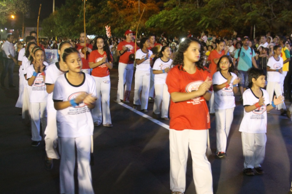 Cidadania e Solidariedade marcam desfile de aniversário de Três Lagoas Cidadania e Solidariedade marcam desfile de aniversário de Três Lagoas