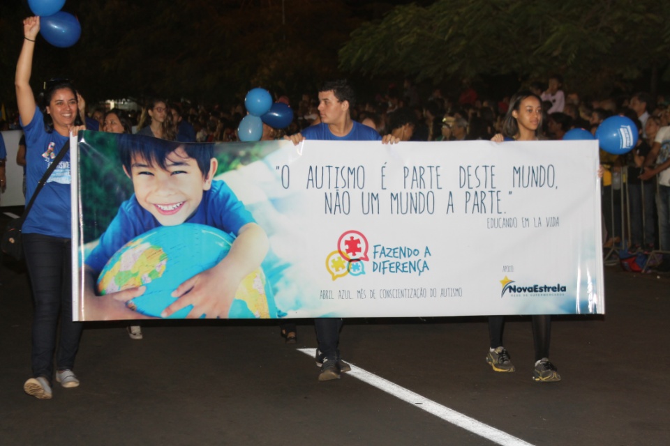 Cidadania e Solidariedade marcam desfile de aniversário de Três Lagoas Cidadania e Solidariedade marcam desfile de aniversário de Três Lagoas