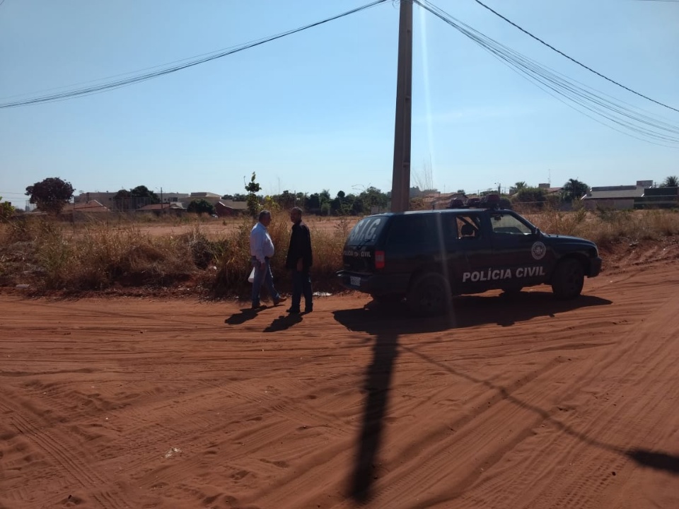 Capturados ladrões que fizeram três-lagoense refém em roubo de caminhonete Capturados ladrões que fizeram três-lagoense refém em roubo de caminhonete