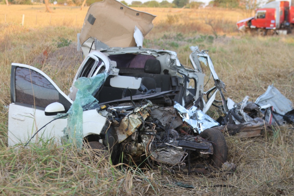 ‘’Eu não tive culpa’’, diz condutor de carreta atingida por automóvel ‘’Eu não tive culpa’’, diz condutor de carreta atingida por automóvel