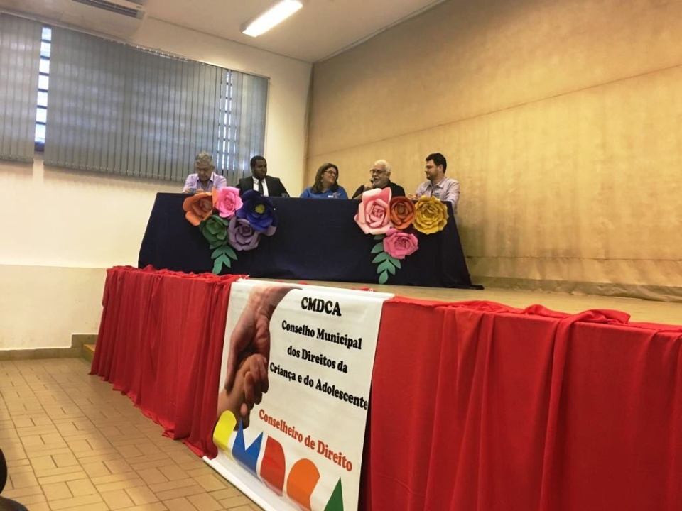 Assistência de Três Lagoas promove seminário do plano decenal do CMDCA 2018-2028 Assistência de Três Lagoas promove seminário do plano decenal do CMDCA 2018-2028