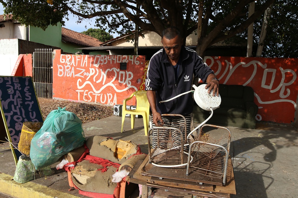 Em mais uma etapa, Campanha Meu Bairro Limpa chega ao Vila Nova