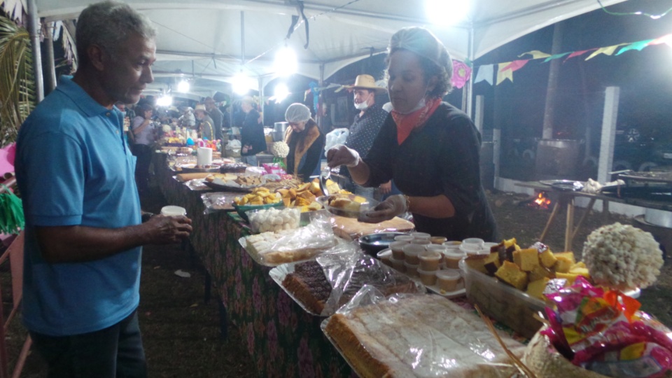 Arraiá dos amigos é sucesso de público