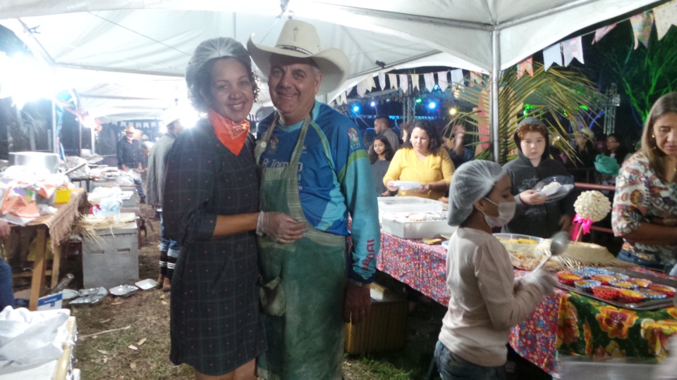 Arraiá dos amigos é sucesso de público