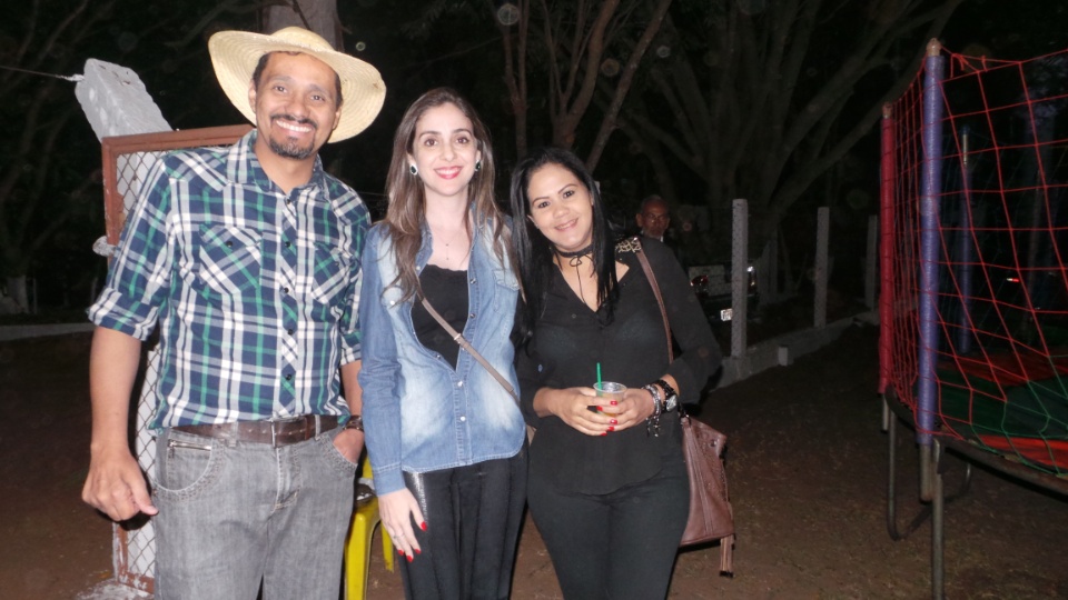 Arraiá dos amigos é sucesso de público