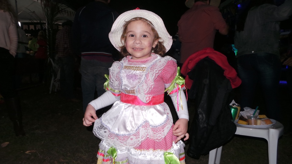 Arraiá dos amigos é sucesso de público