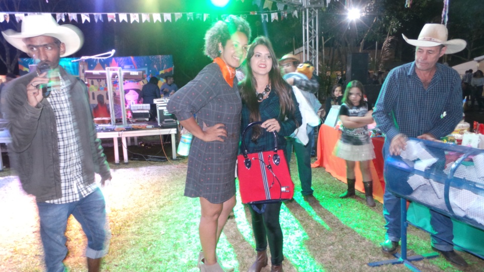 Arraiá dos amigos é sucesso de público