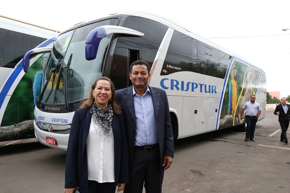 Três Lagoas tem novos ônibus para o transporte de pacientes a Campo Grande e Barretos