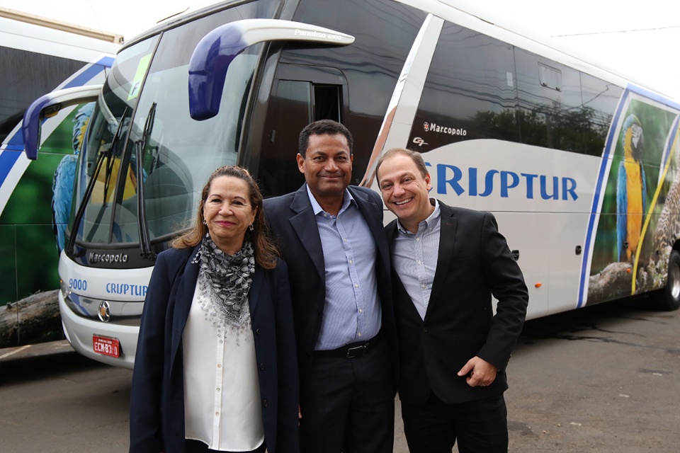 Três Lagoas tem novos ônibus para o transporte de pacientes a Campo Grande e Barretos