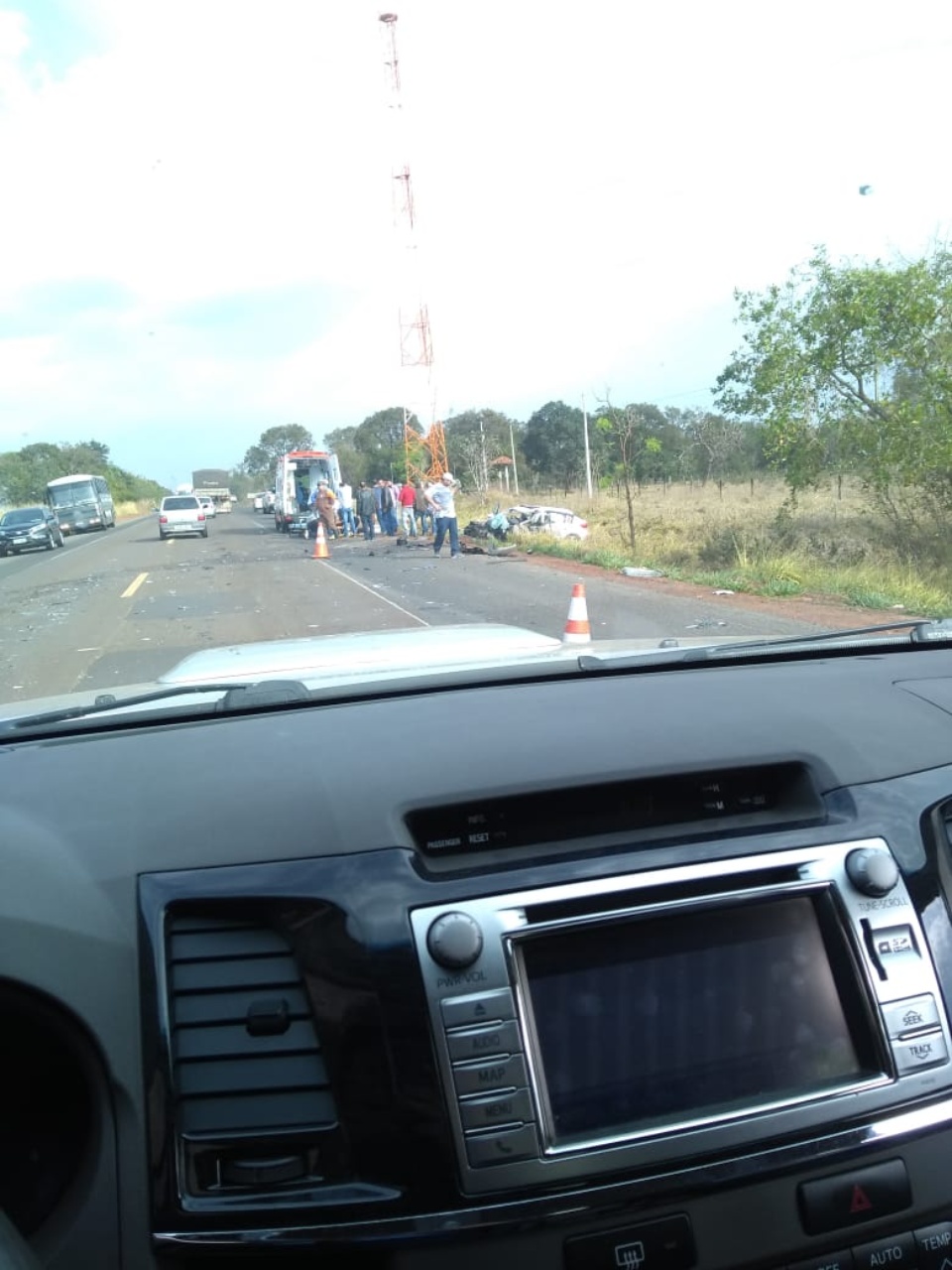 BR-262 tem acidente grave nesta manhã BR-262 tem acidente grave nesta manhã