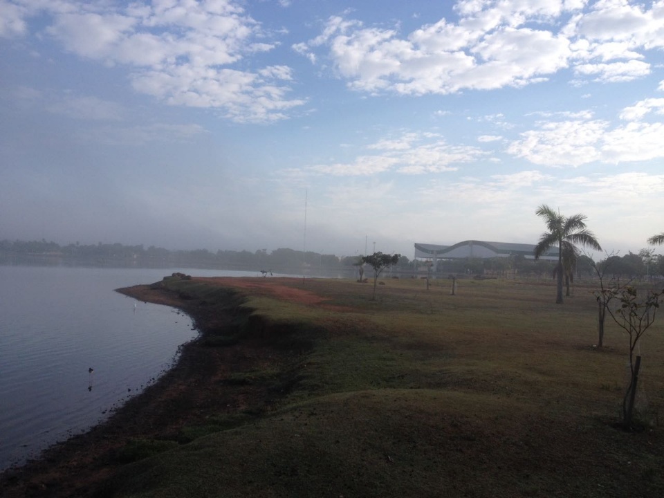 Três Lagoas amanhece com neblina nesta quinta-feira