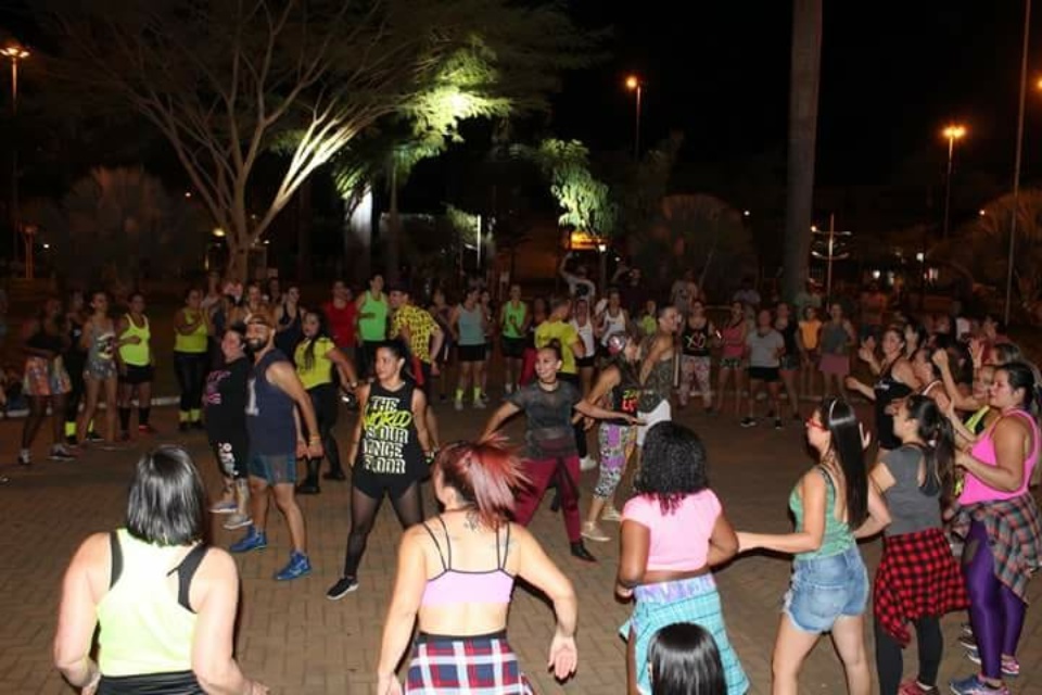 Master Class de Zumba reúne 250 pessoas em Três Lagoas Master Class de Zumba reúne 250 pessoas em Três Lagoas