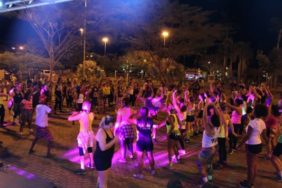 Master Class de Zumba reúne 250 pessoas em Três Lagoas Master Class de Zumba reúne 250 pessoas em Três Lagoas