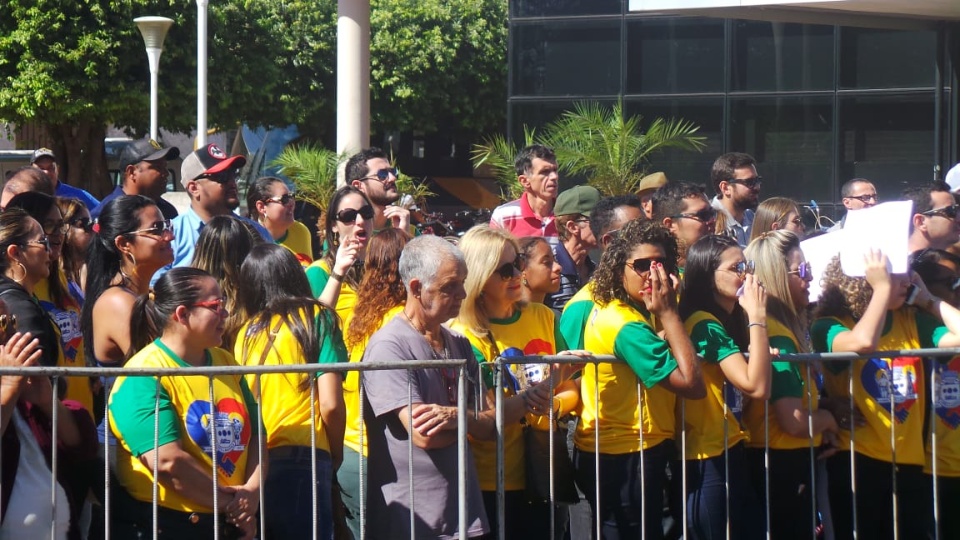 Desfile Cívico de 7 de Setembro atrai mais de 2 mil pessoas à Lagoa Maior