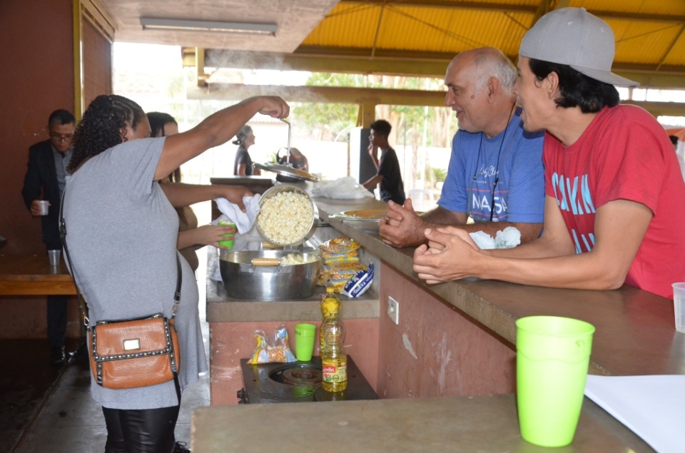 Moradores do Jupiá participam e aprovam Programa “Mais Lazer nas Comunidades” da SEJUVEL