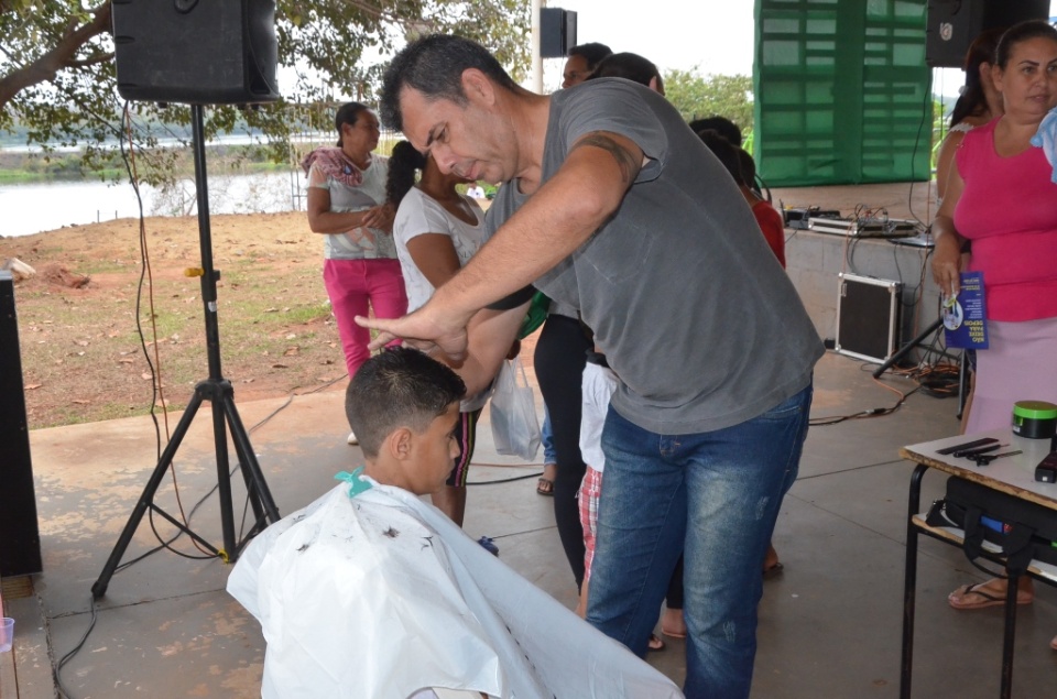 Moradores do Jupiá participam e aprovam Programa “Mais Lazer nas Comunidades” da SEJUVEL