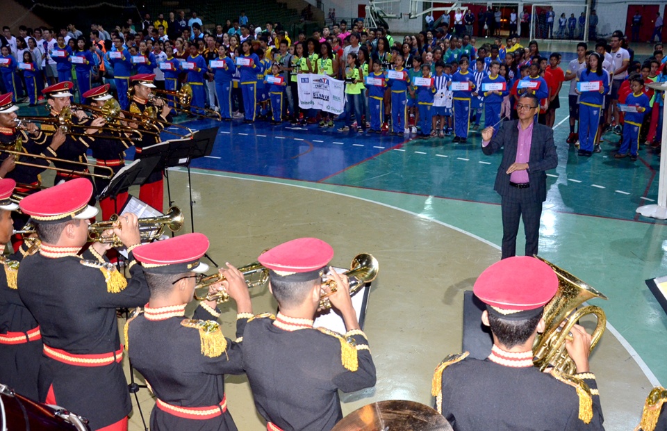 SEJUVEL homenageia atletas três-lagoenses classificados para os Jogos Brasileiros Escolares