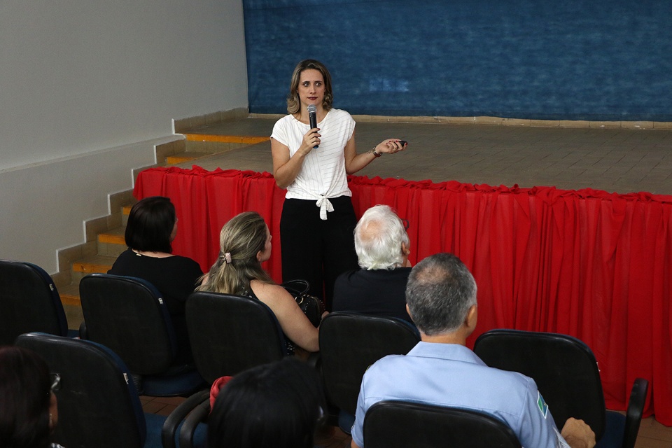 Automutilação foi tema de seminário no Crase Coração de Mãe de Três Lagoas