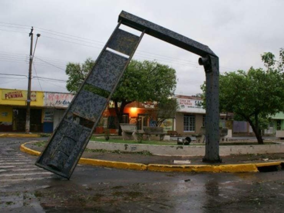 Oito anos após a maior tempestade que já atingiu Três Lagoas, cidade passa por novo período de instabilidade climática