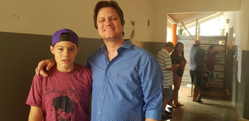 Candidatos e autoridades votam em Três Lagoas Candidatos e autoridades votam em Três Lagoas