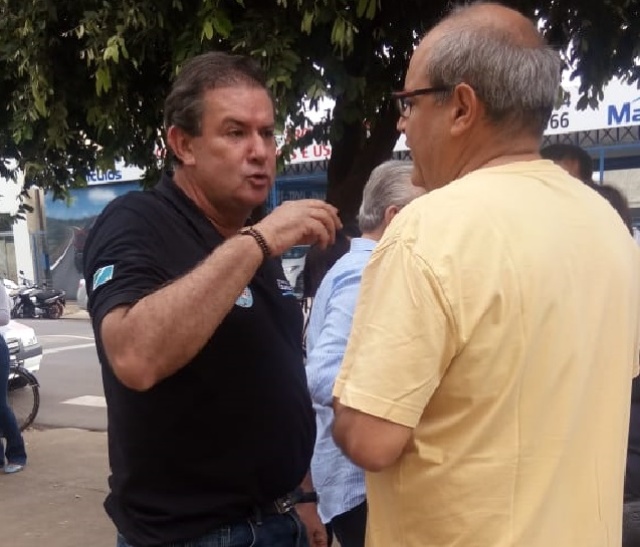 Candidatos e autoridades votam em Três Lagoas Candidatos e autoridades votam em Três Lagoas